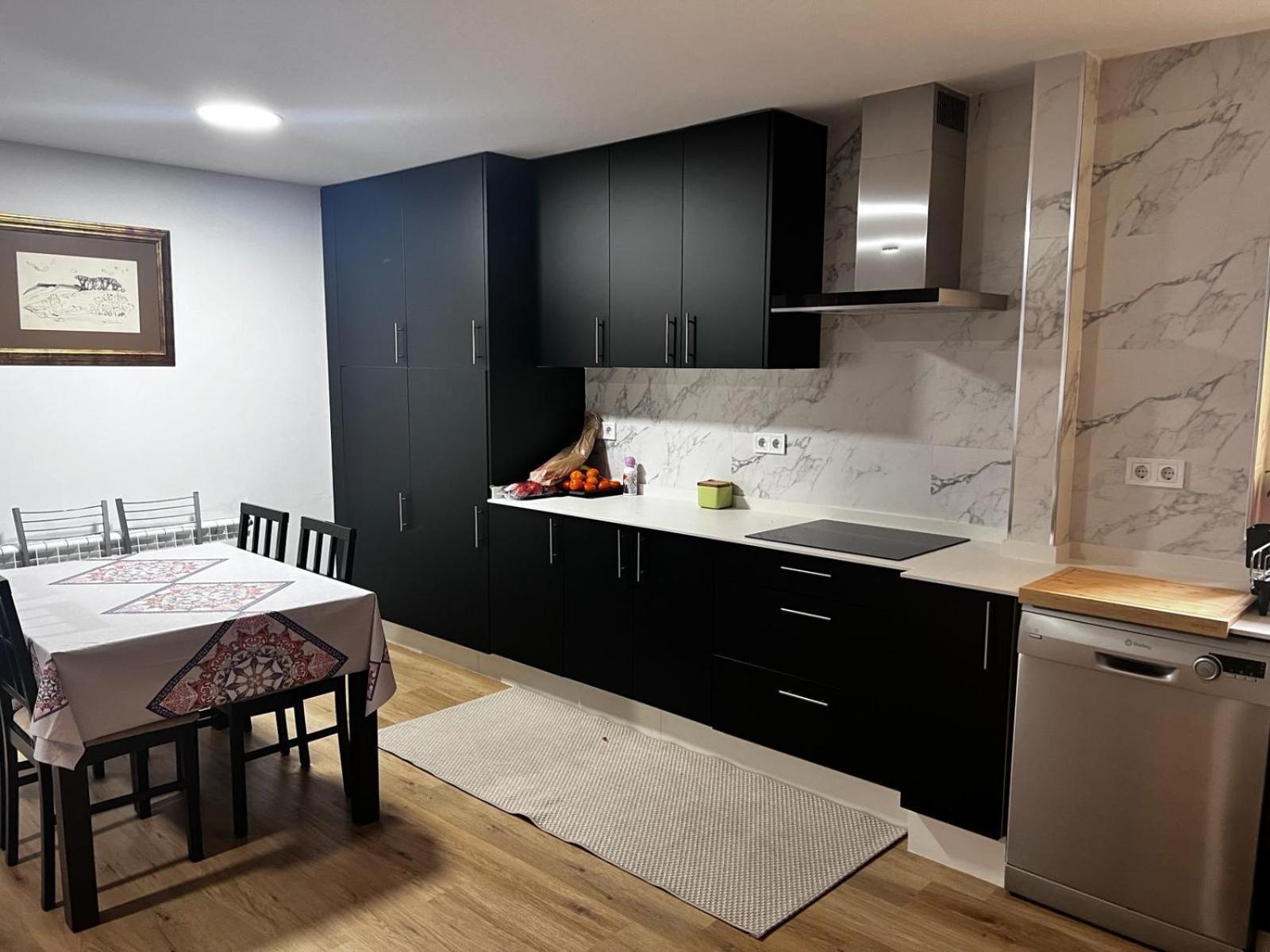Appartement Duplex Bertamirans à Angeles Extérieur photo